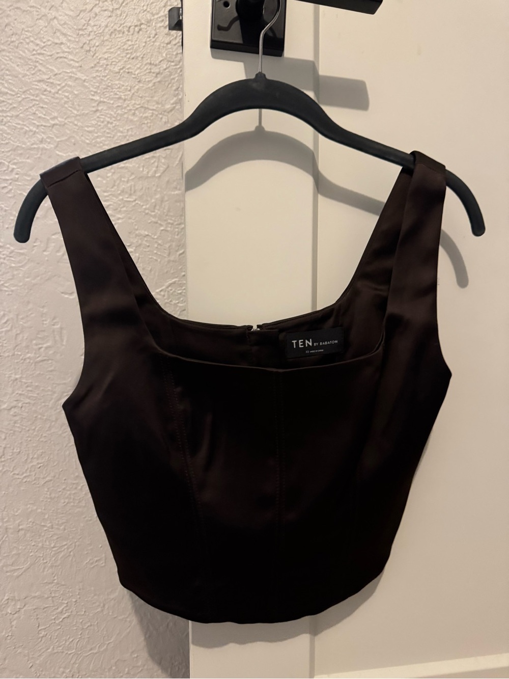 Black Cropped Square-Neck Tank